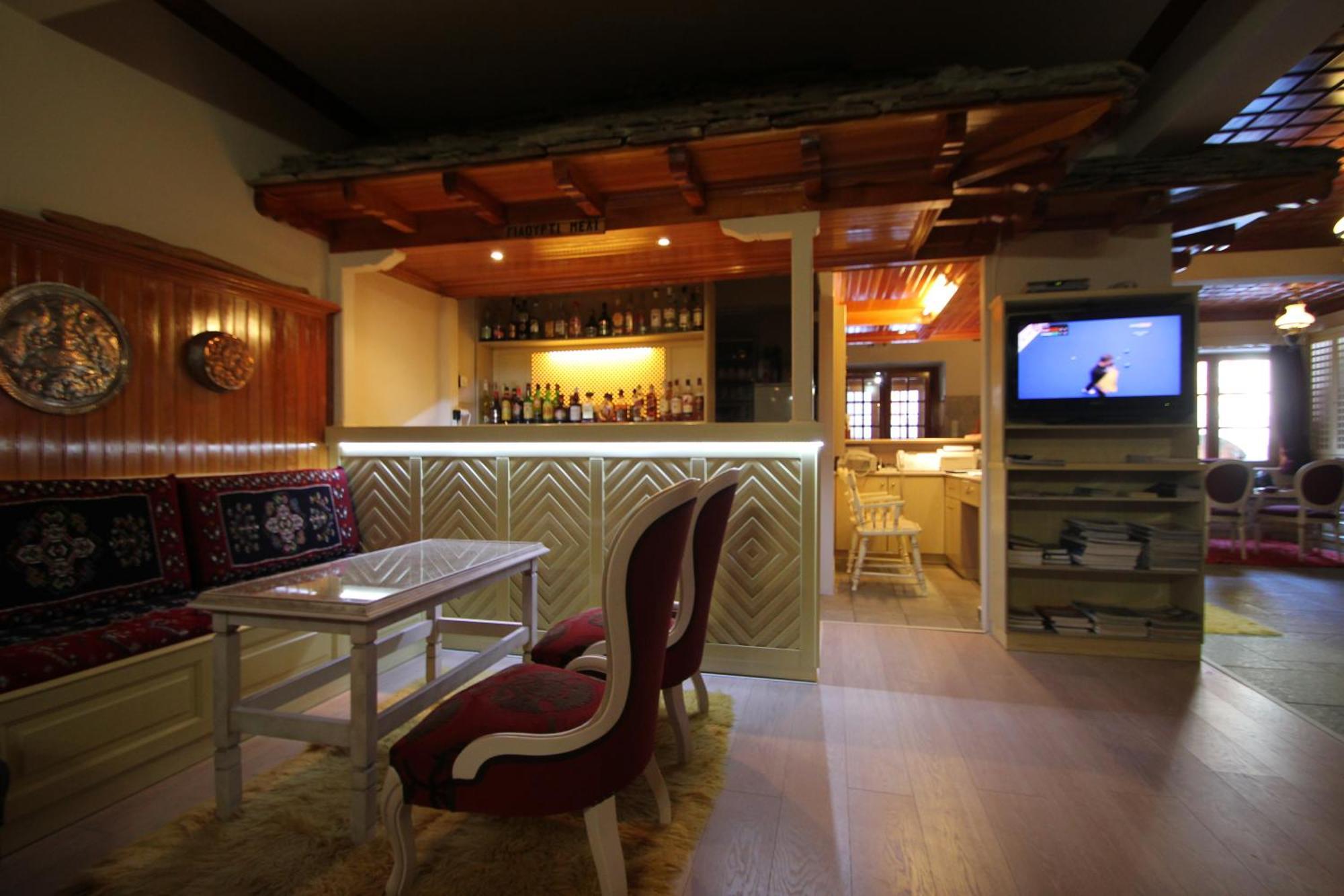 Hotel Olympic Metsovo Exterior foto